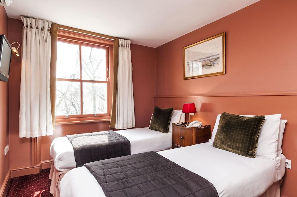 Hotel Grand Concerto 4*